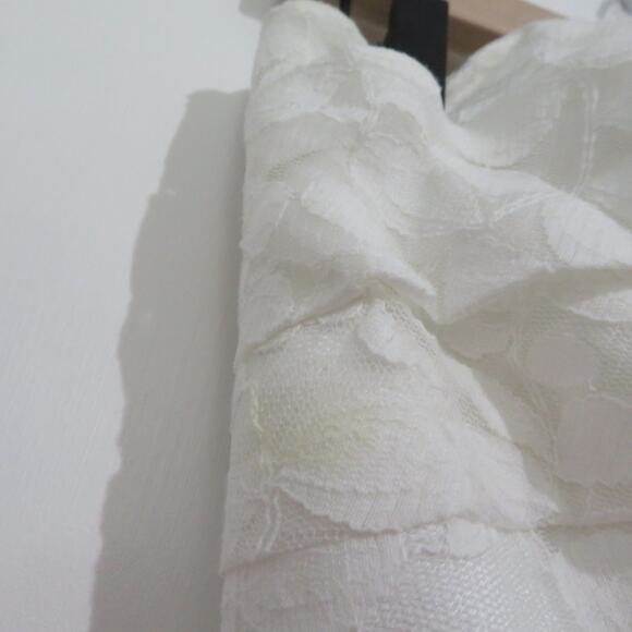 Galina Womens 4 Soft White Strapless Lace Gown with Ribbon Detail Small Train - Picture 7 of 11